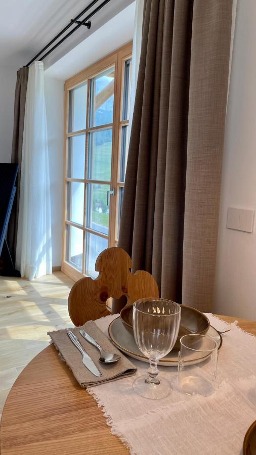 Appartement Surrounded By Green - Luxury Chalet At The Foot Of The Dolomites à La Villa  Extérieur photo