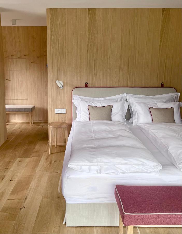 Appartement Surrounded By Green - Luxury Chalet At The Foot Of The Dolomites à La Villa  Extérieur photo