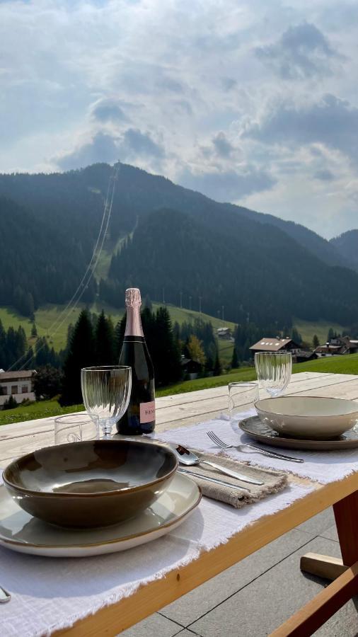 Appartement Surrounded By Green - Luxury Chalet At The Foot Of The Dolomites à La Villa  Extérieur photo