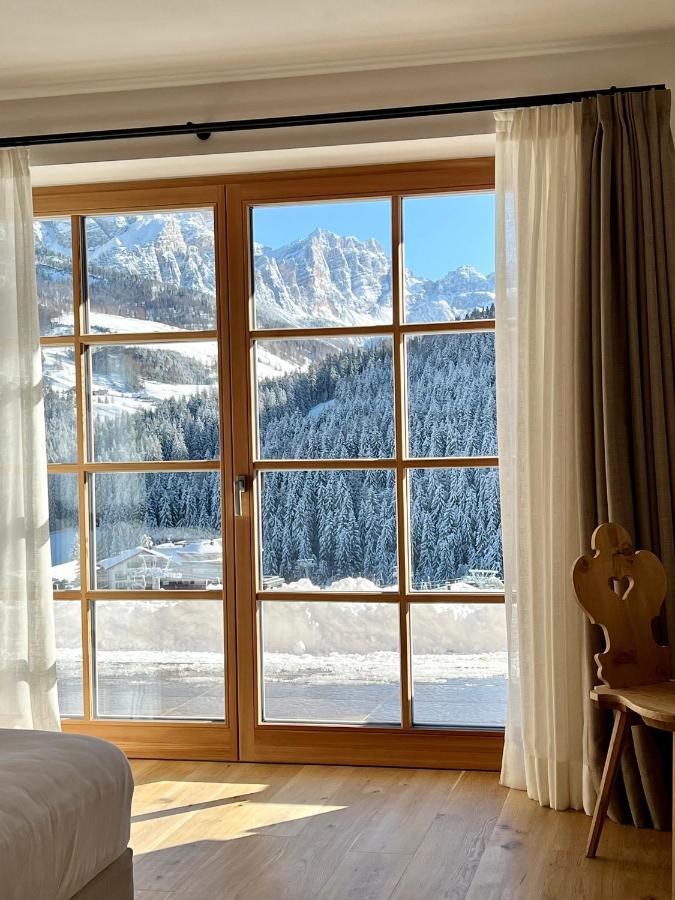 Appartement Surrounded By Green - Luxury Chalet At The Foot Of The Dolomites à La Villa  Extérieur photo